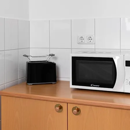 Loewen Πανσιόν 3*